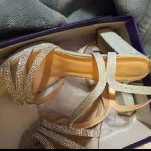 Shoes - Picture 1 of 2